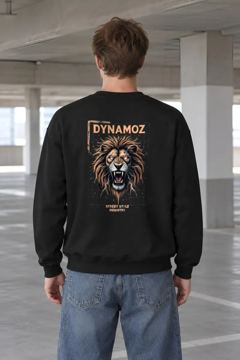 "Dynamoz Lion Roar" Heavy Blend Unisex Crewneck Sweatshirt