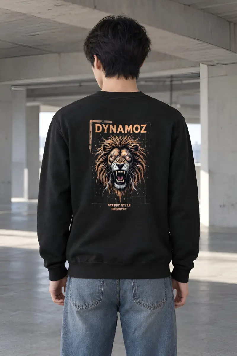 "Dynamoz Lion Roar" Heavy Blend Unisex Crewneck Sweatshirt