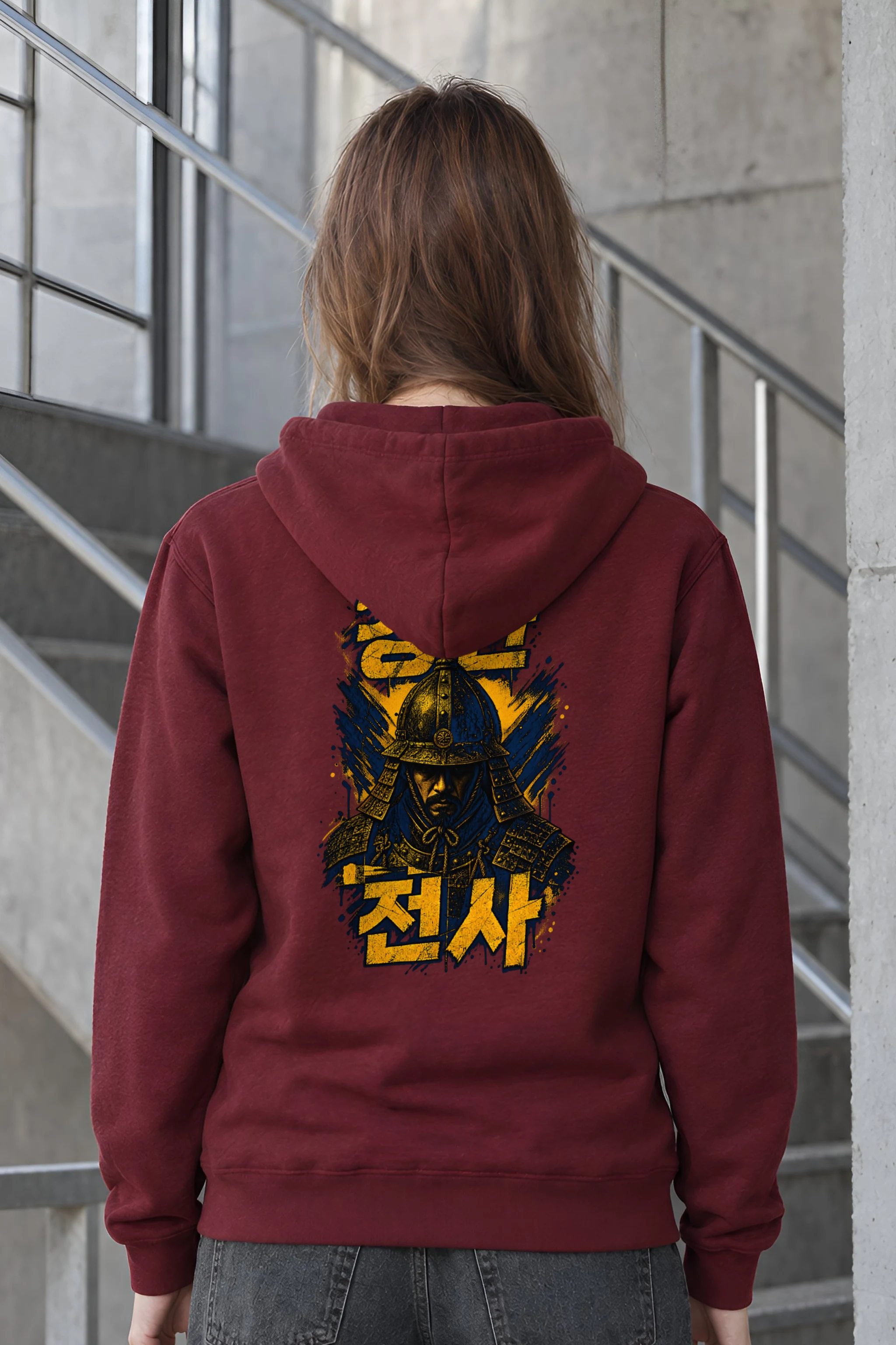 "강한 전사" Unisex Pullover Hoodie