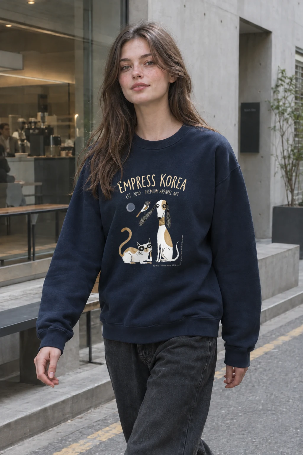 "Empress Korea" Heavy Blend Unisex Crewneck Sweatshirt | Gildan 18000
