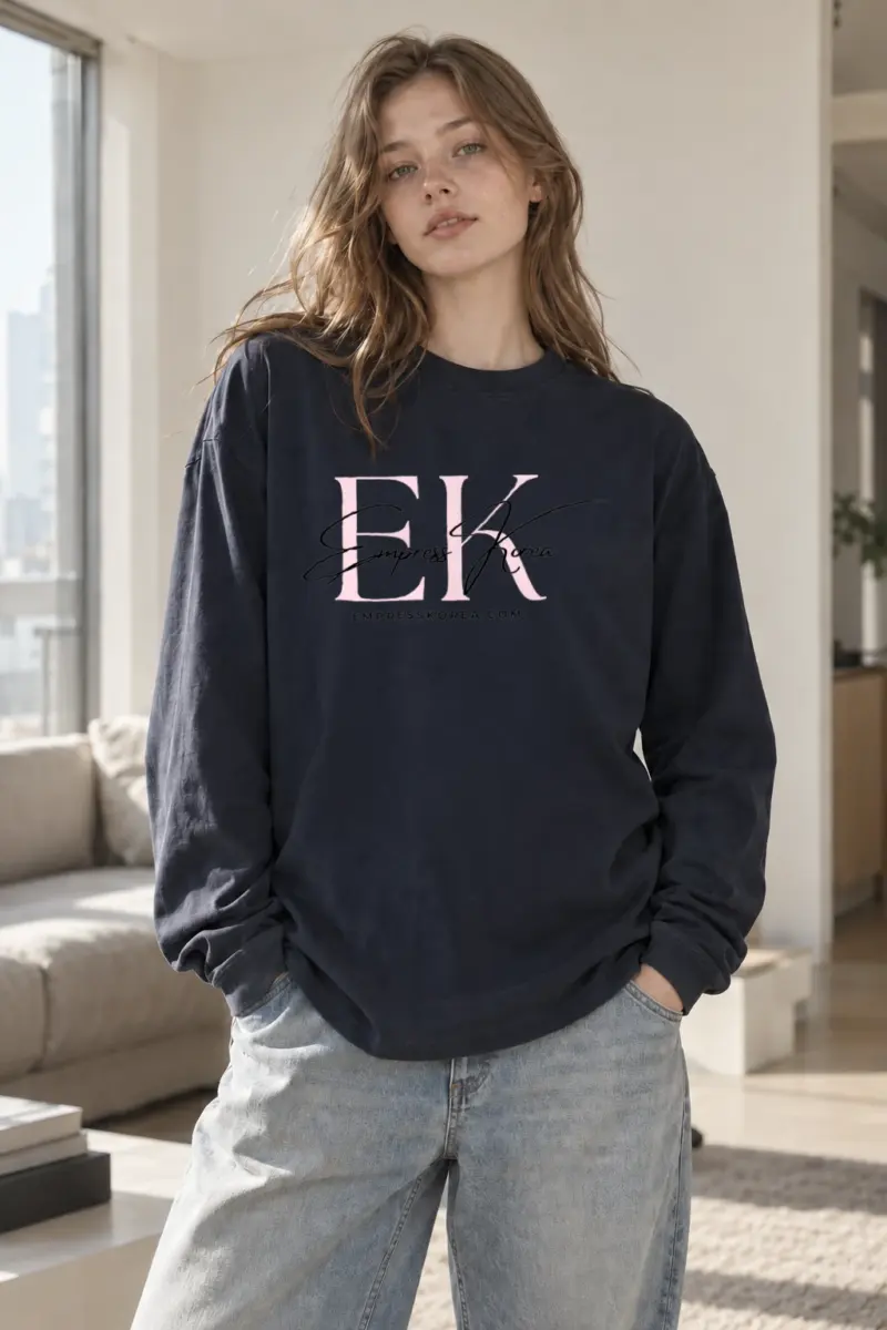 “Empress Korea” Unisex Longsleeve T-shirt | Gildan 2400