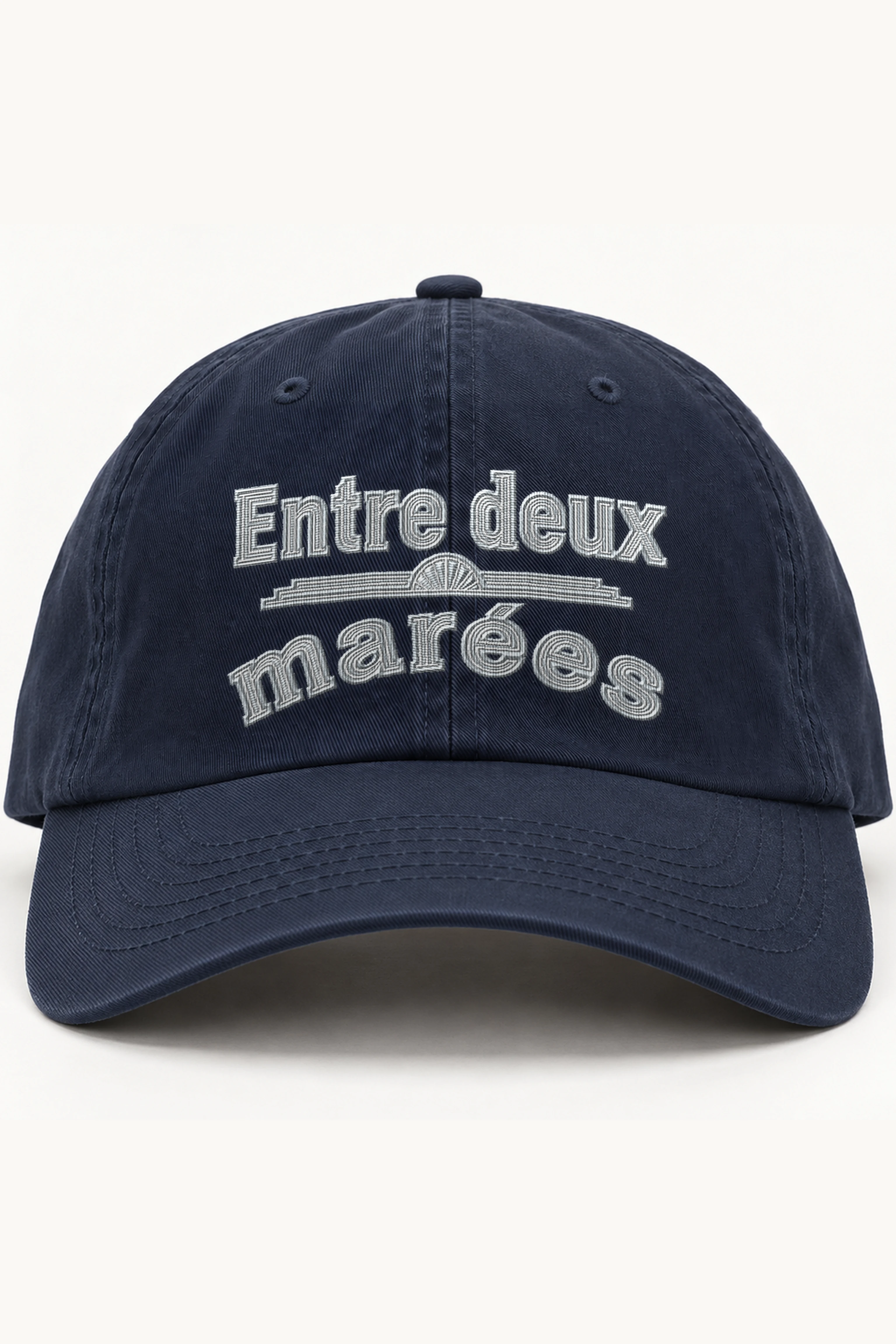 "Entre Deux Marées" Classic Dad Hat · Embroidered