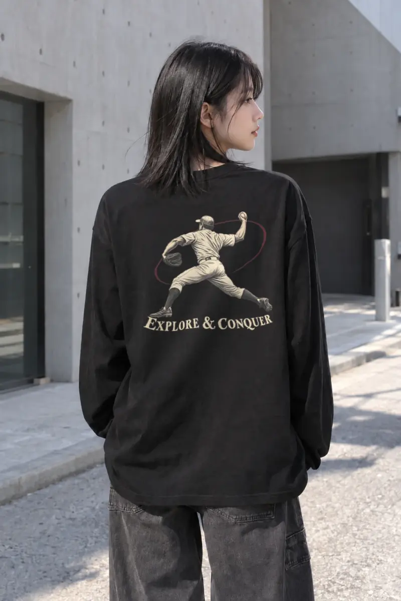 "Explore & Conquer Pitcher" Unisex Longsleeve T-shirt | Gildan 2400