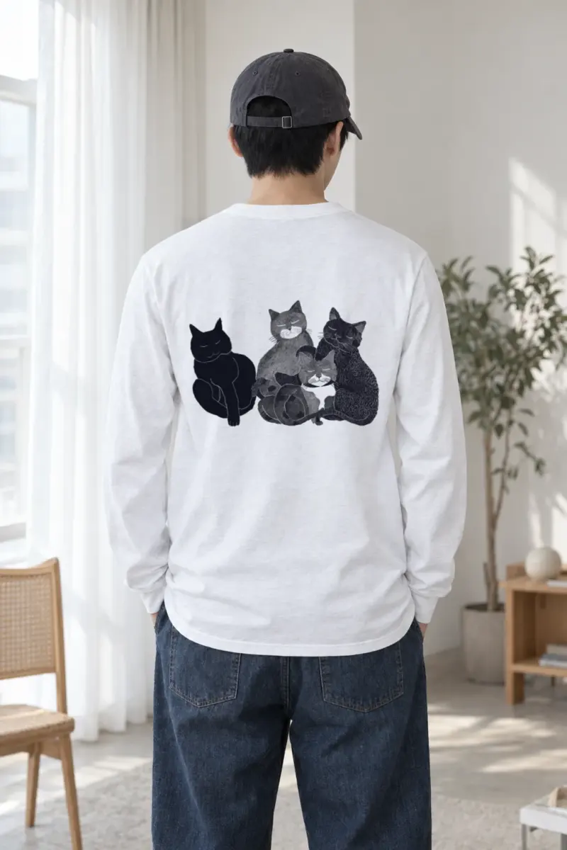 "Five Cat Gathering" Unisex Longsleeve T-shirt | Gildan 2400