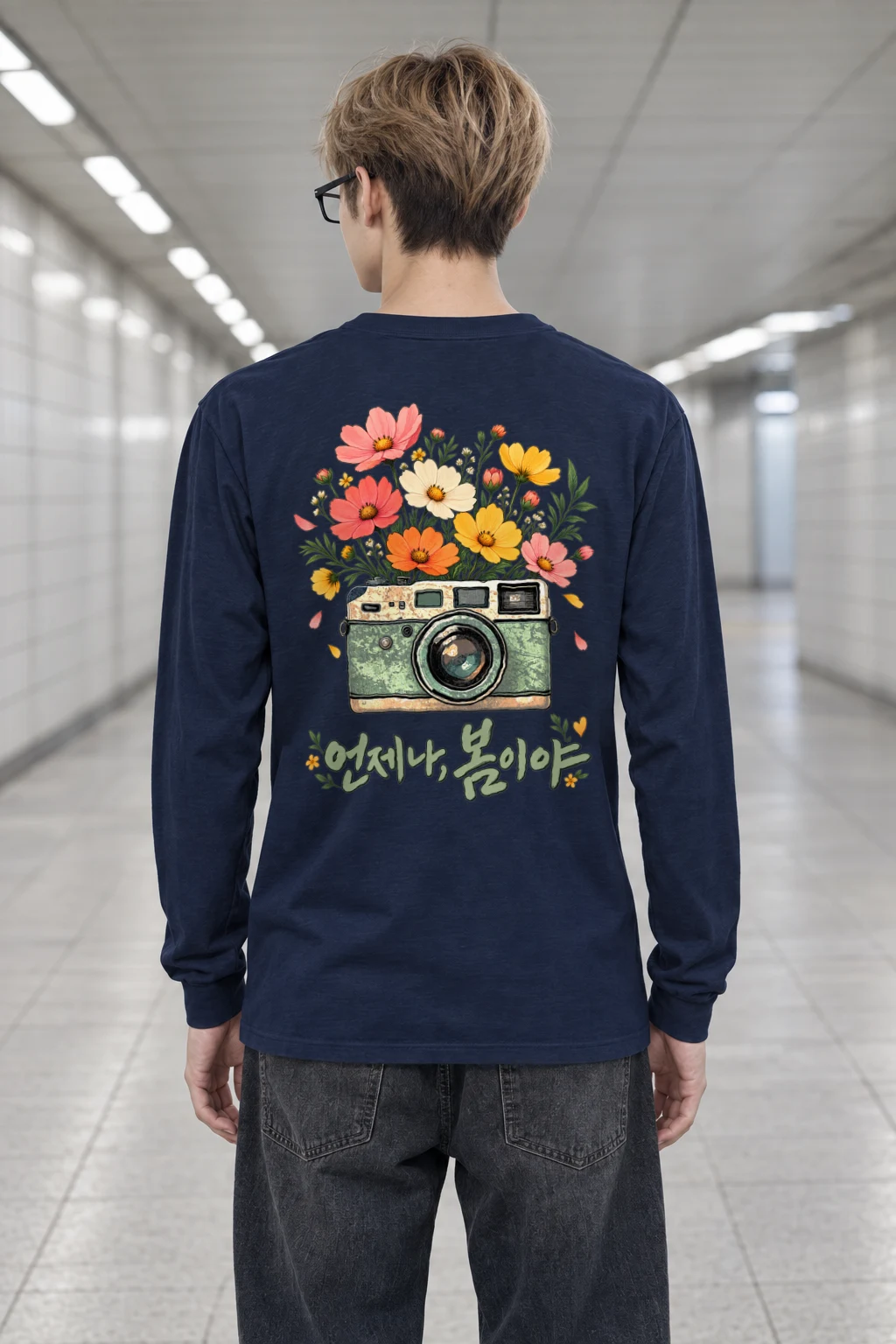 "Flower-Filled Camera" Unisex Longsleeve T-shirt | Gildan 2400