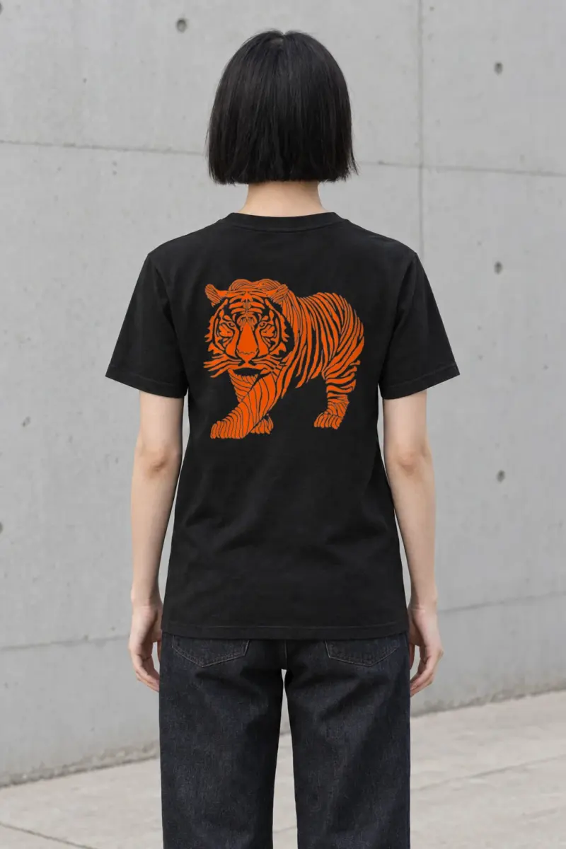 "Flowing Tiger Lines" Heavyweight Unisex Crewneck T-shirt | Gildan 5000
