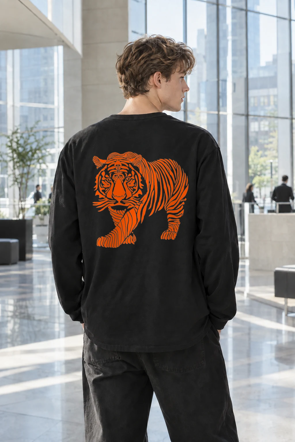 "Flowing Tiger" Unisex Longsleeve T-shirt | Gildan 2400