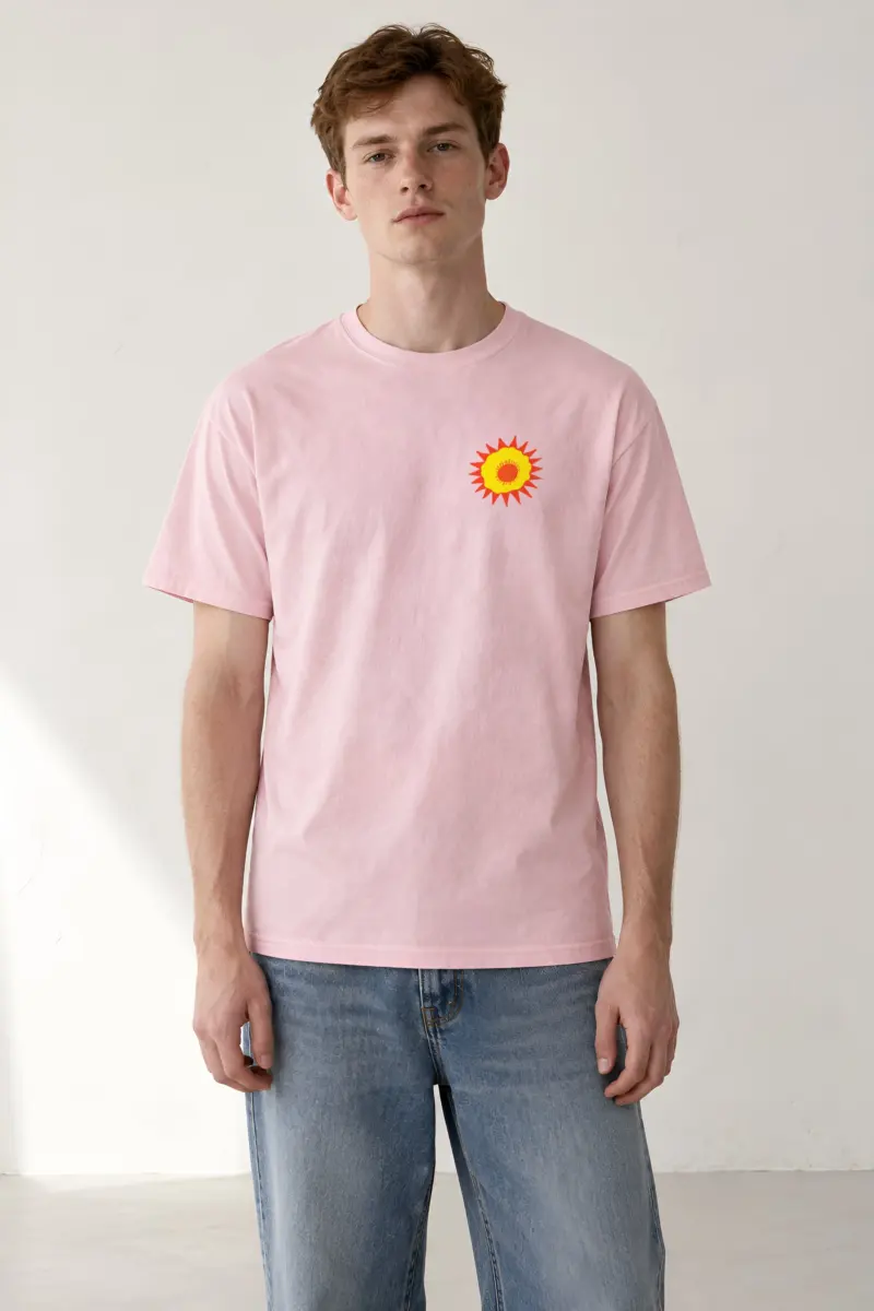 "Giraffe Garden House" Heavyweight Unisex Crewneck T-shirt