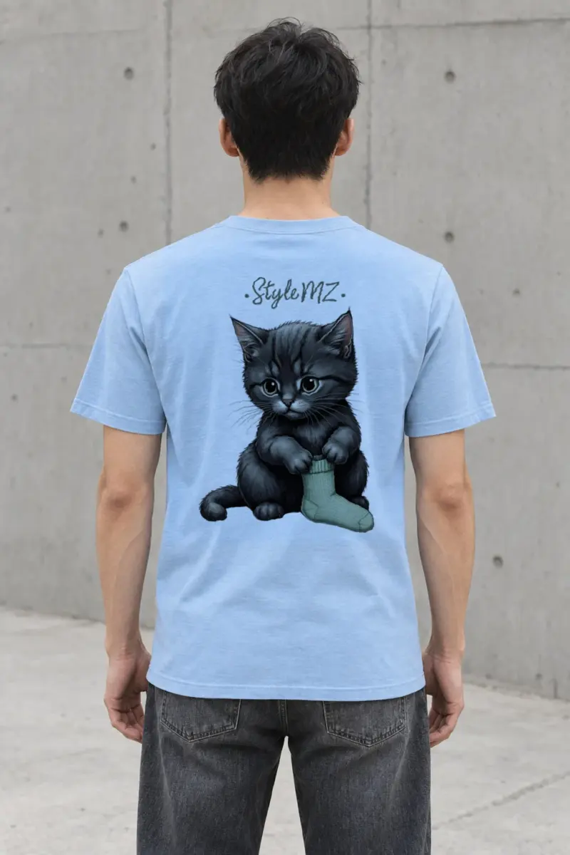 "Green Sock Kitten" Heavyweight Unisex Crewneck T-shirt | Gildan 5000
