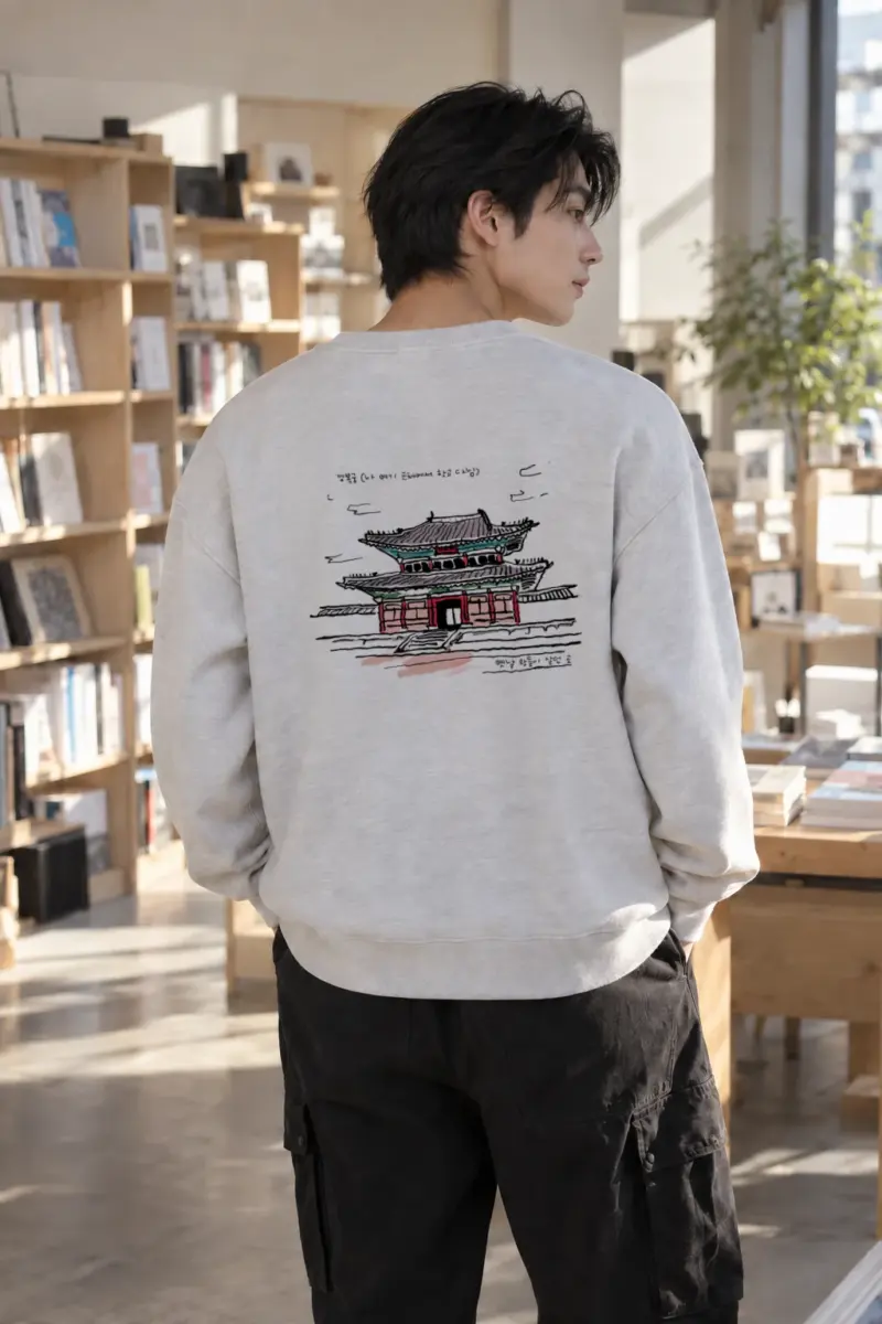 "Gyeongbokgung Sketch" Heavy Blend Unisex Crewneck Sweatshirt | Gildan 18000