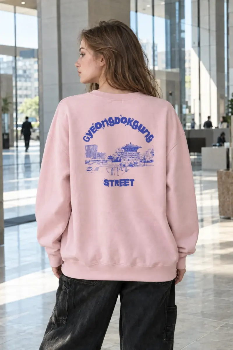 "Gyeongbokgung Street" Heavy Blend Unisex Crewneck Sweatshirt | Gildan 18000