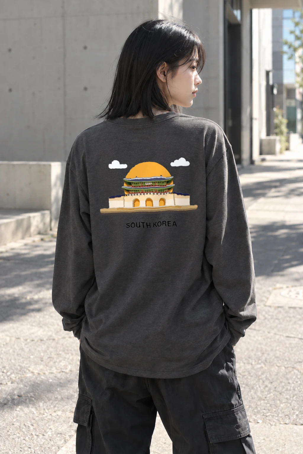 "Gyeongbokgung Sunrise" Unisex Longsleeve T-shirt | Gildan 2400