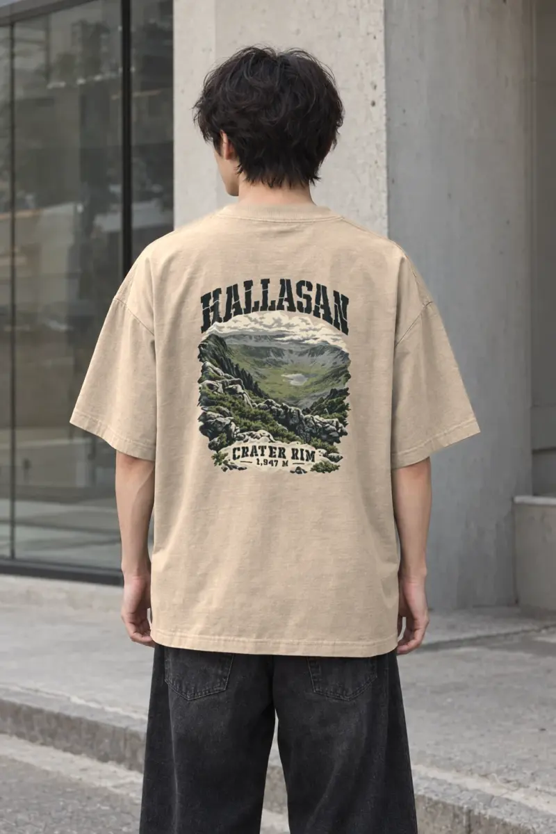 “HALLASAN CRATER RIM 1,947 M” Men’s Oversized Heavyweight Crewneck T-Shirt