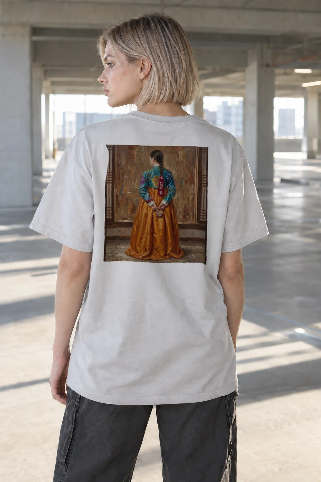 "Hanbok From Behind" Heavyweight Unisex Crewneck T-shirt | Gildan 5000