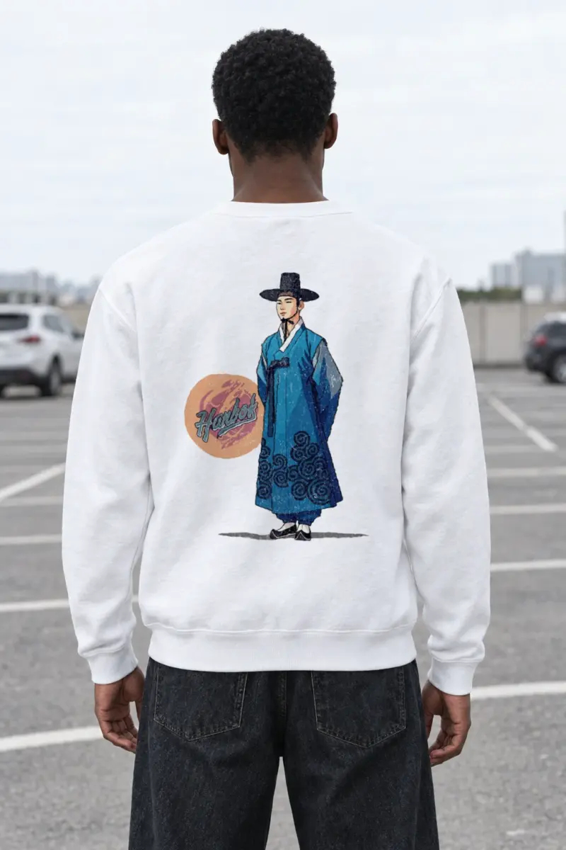 "Hanbok Portrait" Heavy Blend Unisex Crewneck Sweatshirt | Gildan 18000