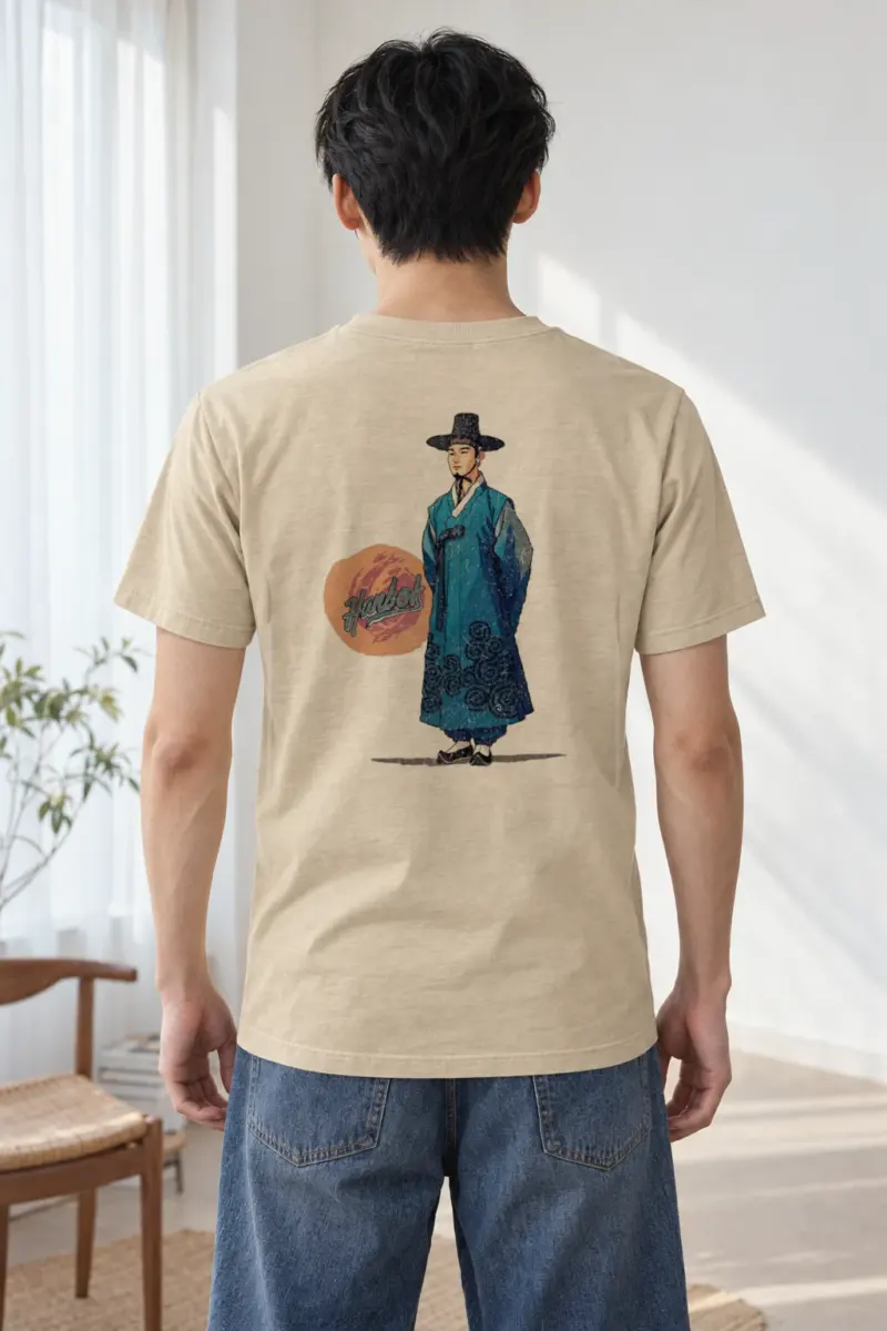 "Hanbok Portrait" Heavyweight Unisex Crewneck T-shirt