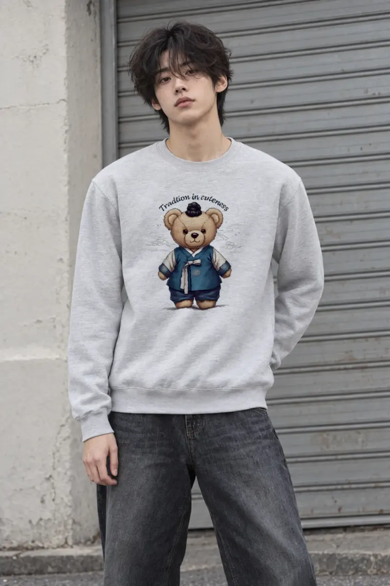"Hanbok Teddy Bear" Heavy Blend Unisex Crewneck Sweatshirt