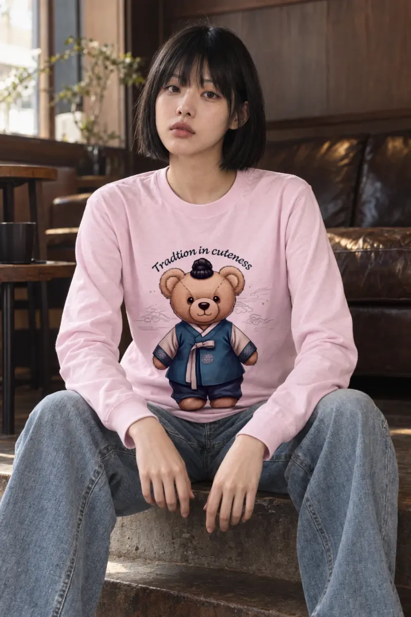 "Hanbok Teddy Bear" Unisex Longsleeve T-shirt