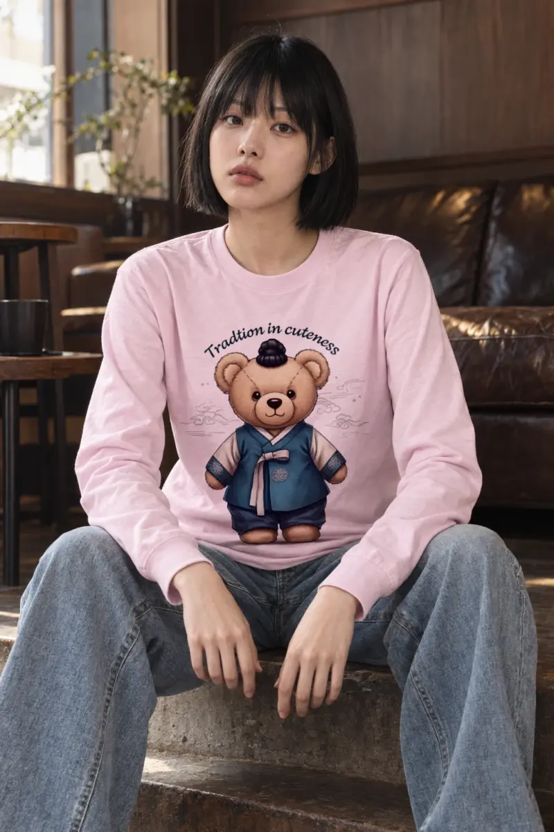 "Hanbok Teddy Bear" Unisex Longsleeve T-shirt