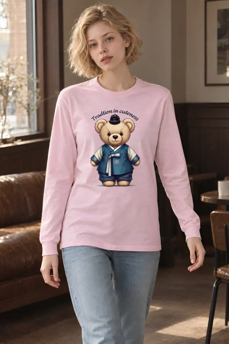 "Hanbok Teddy Bear" Unisex Longsleeve T-shirt
