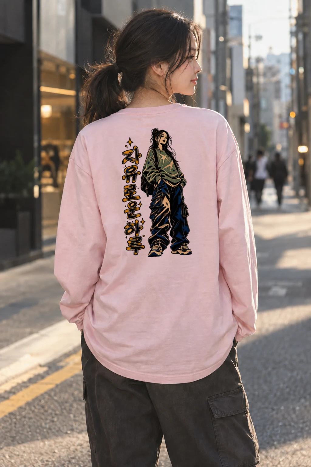 "Hangul Streetwear Muse" Unisex Longsleeve T-shirt | Gildan 2400