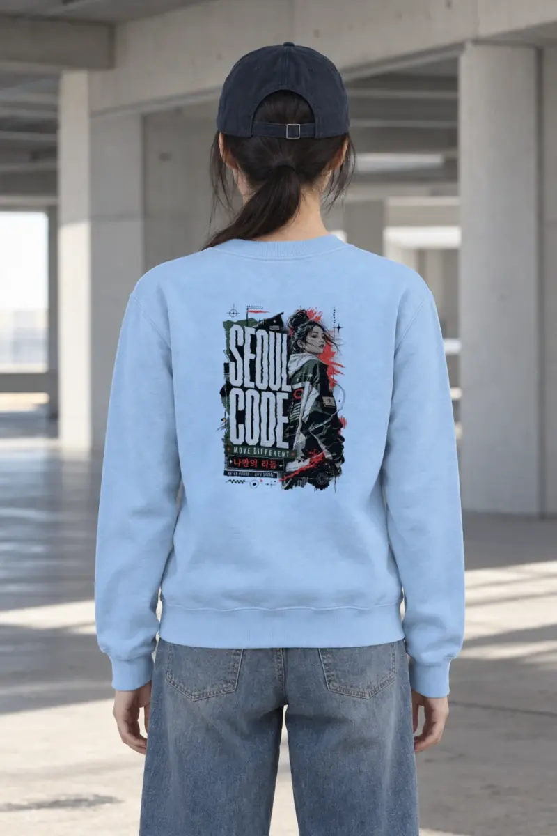 "Headphone Streetwear Woman" Heavy Blend Unisex Crewneck Sweatshirt