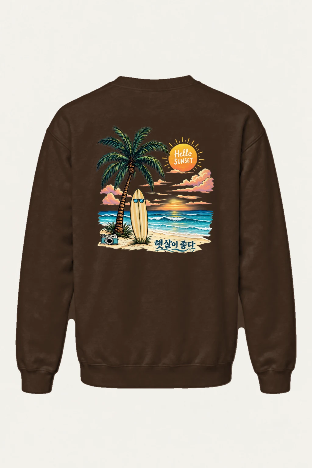 "Hello Sunset California" Heavy Blend Unisex Crewneck Sweatshirt | Gildan 18000