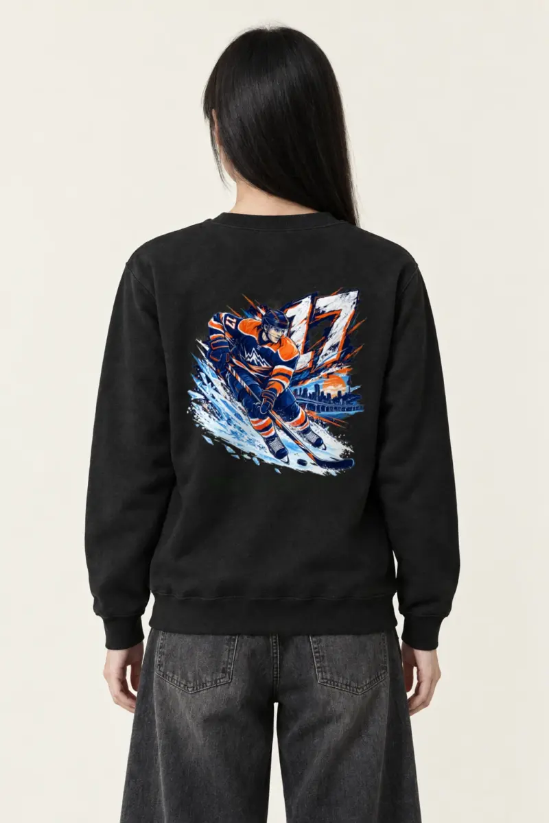 "Number 17 Chevron Skater" Heavy Blend Unisex Crewneck Sweatshirt