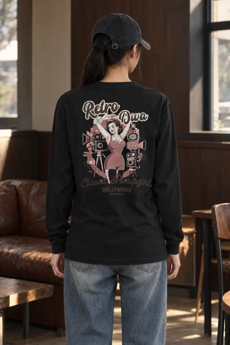 "Hollywood Studio Diva" Unisex Longsleeve T-shirt | Gildan 2400