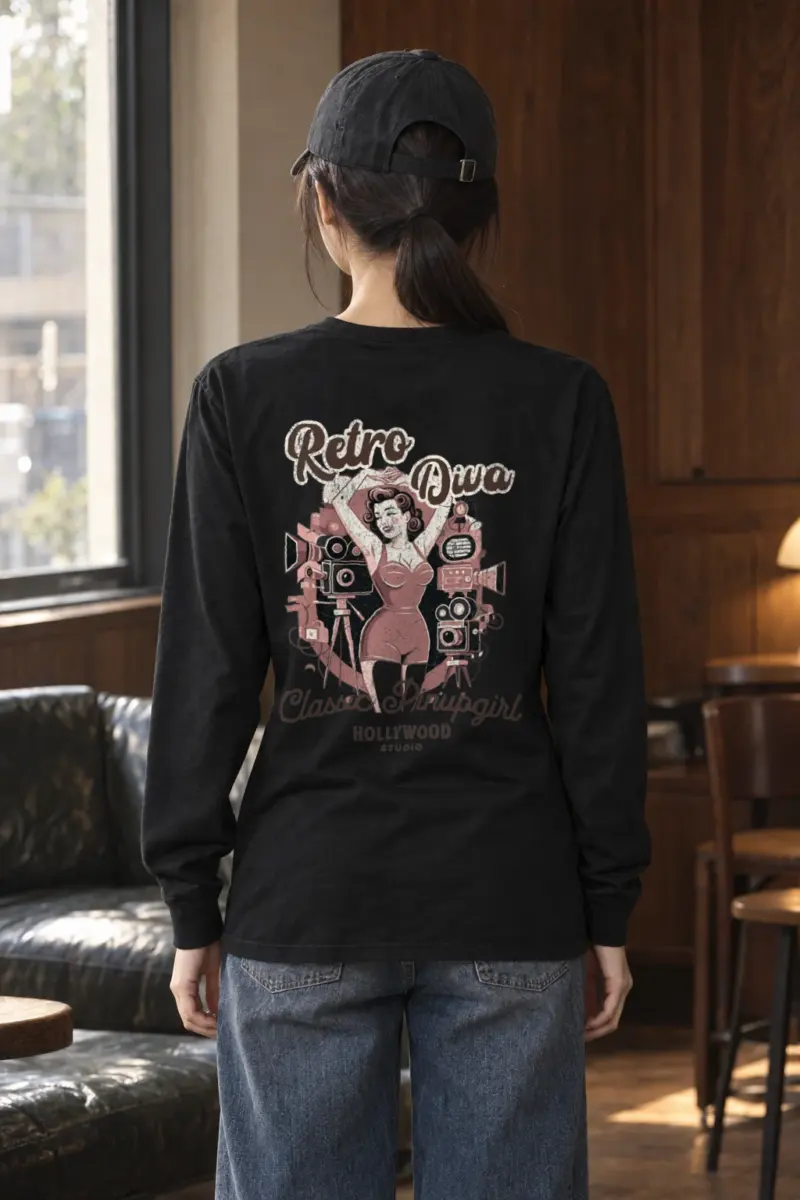 "Hollywood Studio Diva" Unisex Longsleeve T-shirt