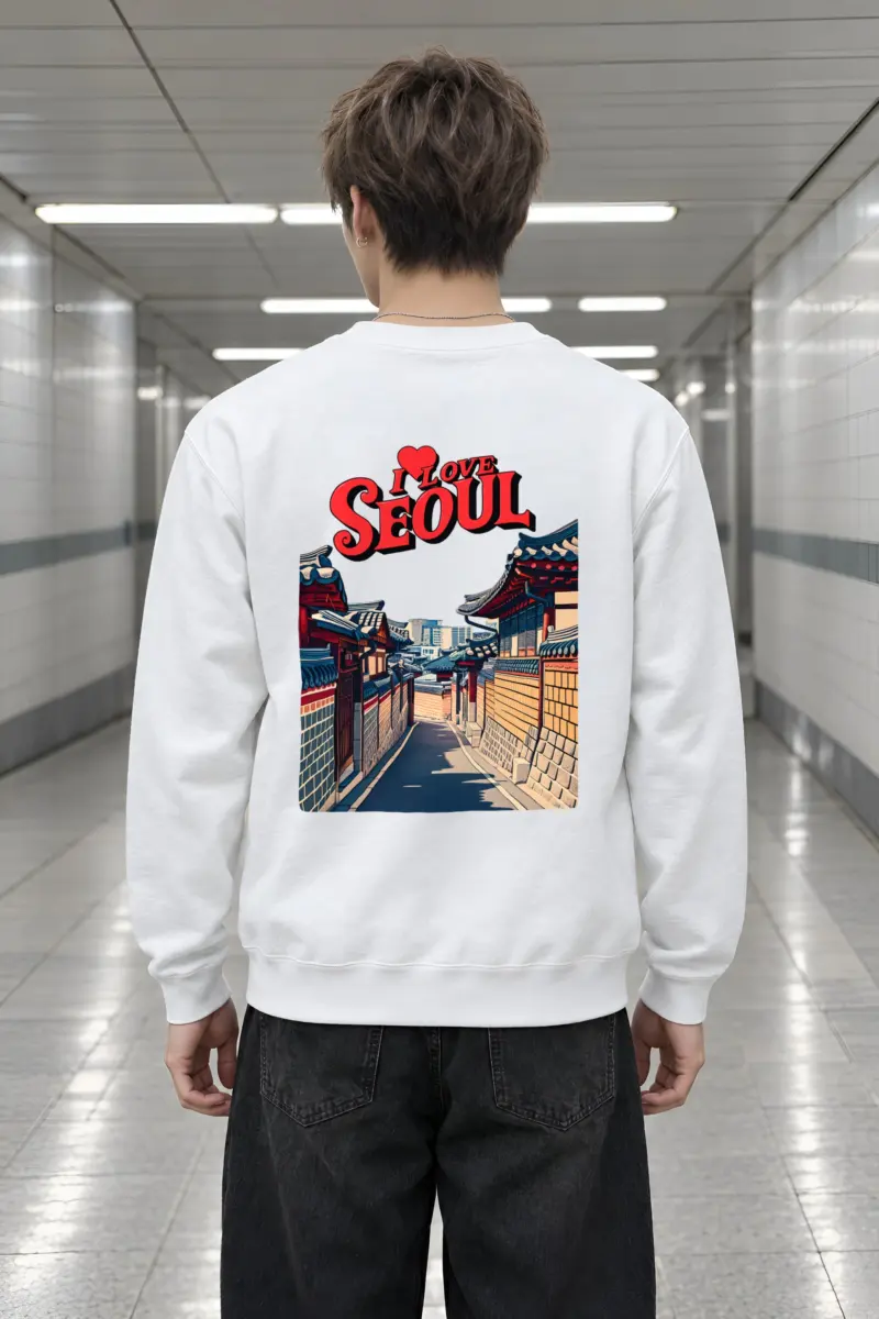 "I Love Seoul" Heavy Blend Unisex Crewneck Sweatshirt