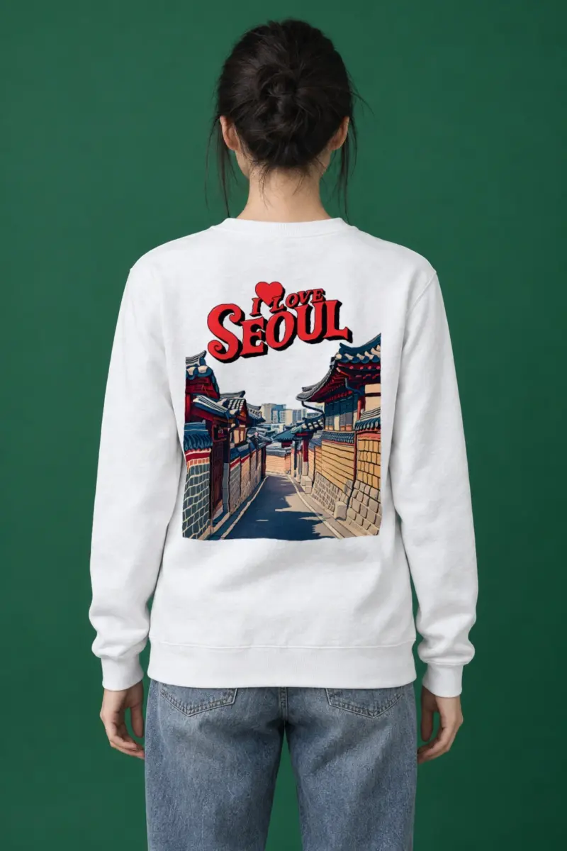"I Love Seoul" Heavy Blend Unisex Crewneck Sweatshirt