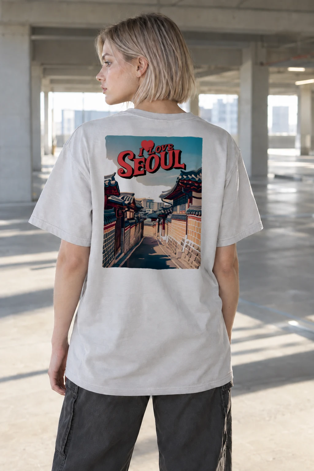 "I Love Seoul" Heavyweight Unisex Crewneck T-shirt | Gildan 5000