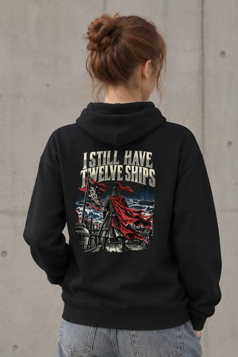 "I Still Have Twelve Ships · Admiral Yi Sun-sin 이순신" Heavy Blend Unisex Pullover Hoodie