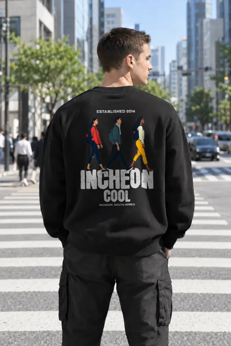 "Incheon Cool Walkers" Heavy Blend Unisex Crewneck Sweatshirt | Gildan 18000