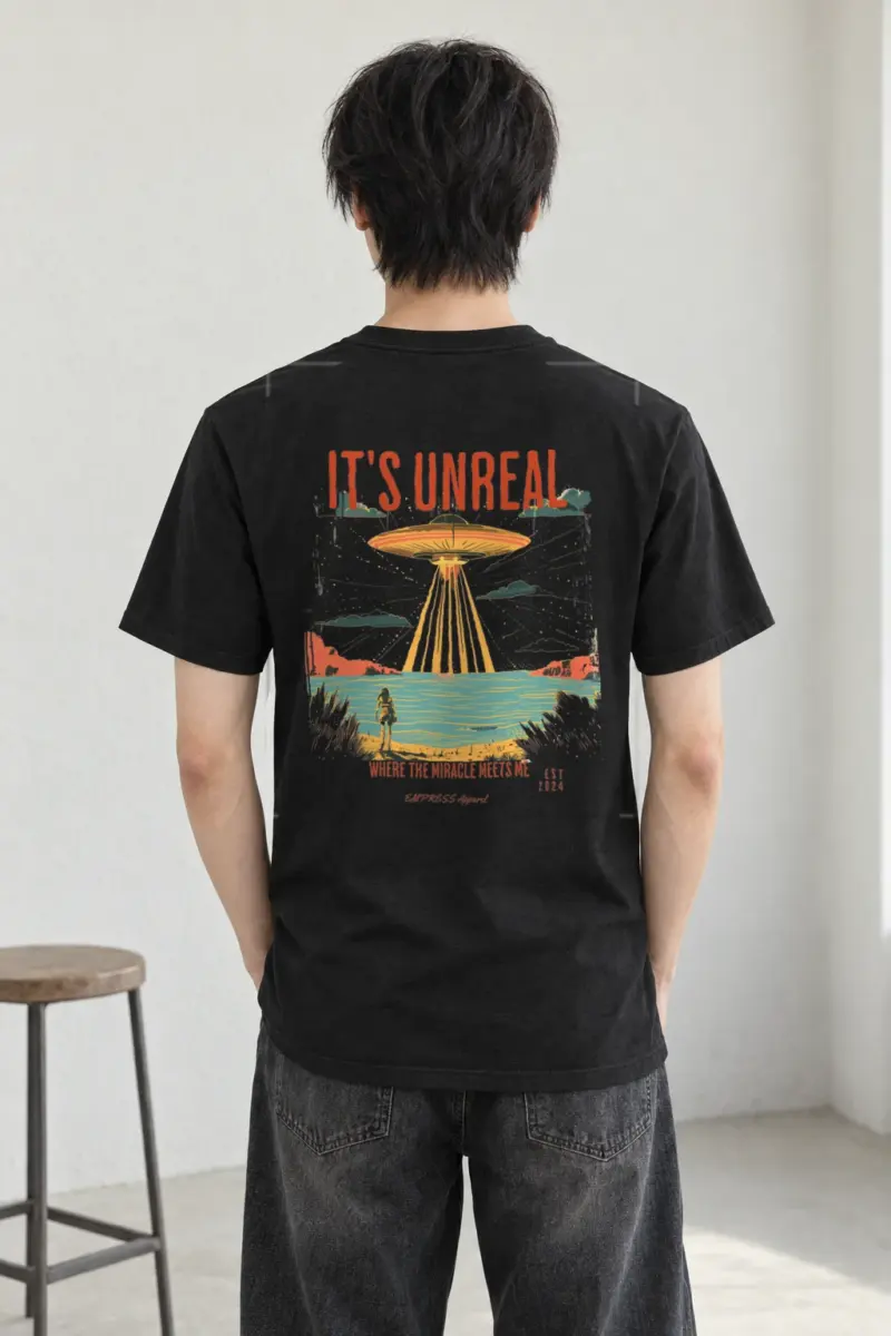 "It’s Unreal" Heavyweight Unisex Crewneck T-shirt