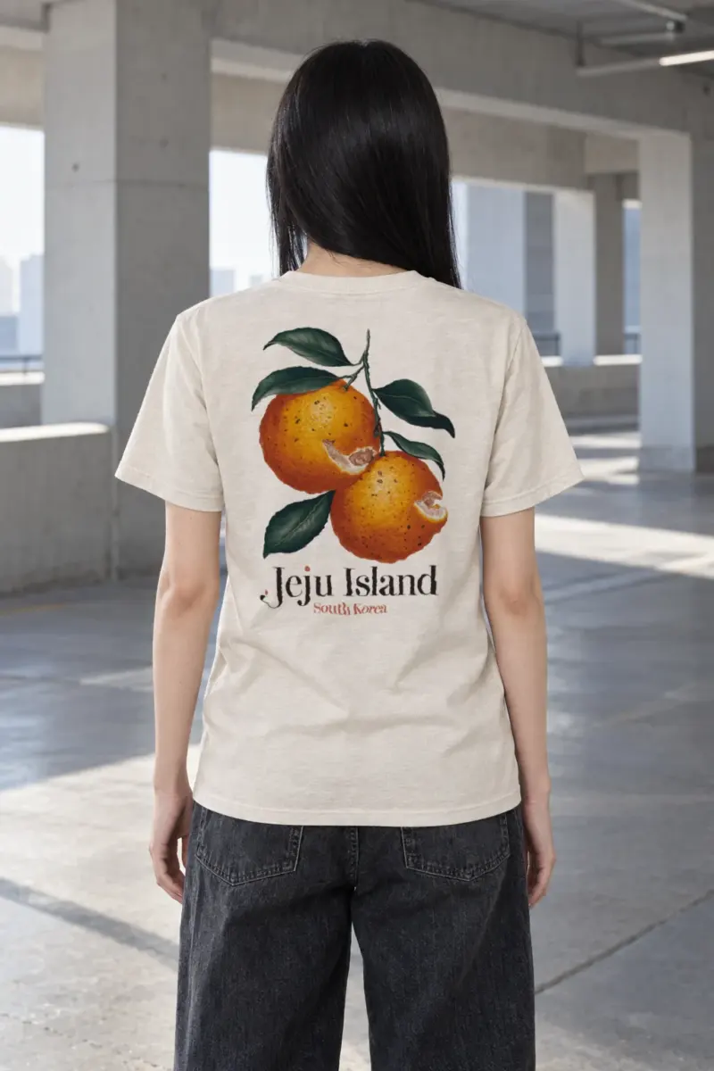 "Jeju Citrus Branch" Heavyweight Unisex Crewneck T-shirt | Gildan 5000