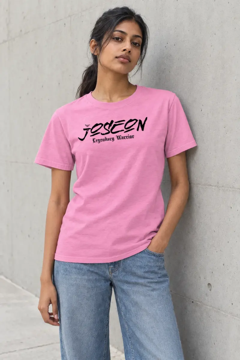"Joseon Gothic Calligraphy" Heavyweight Unisex Crewneck T-shirt | Gildan 5000