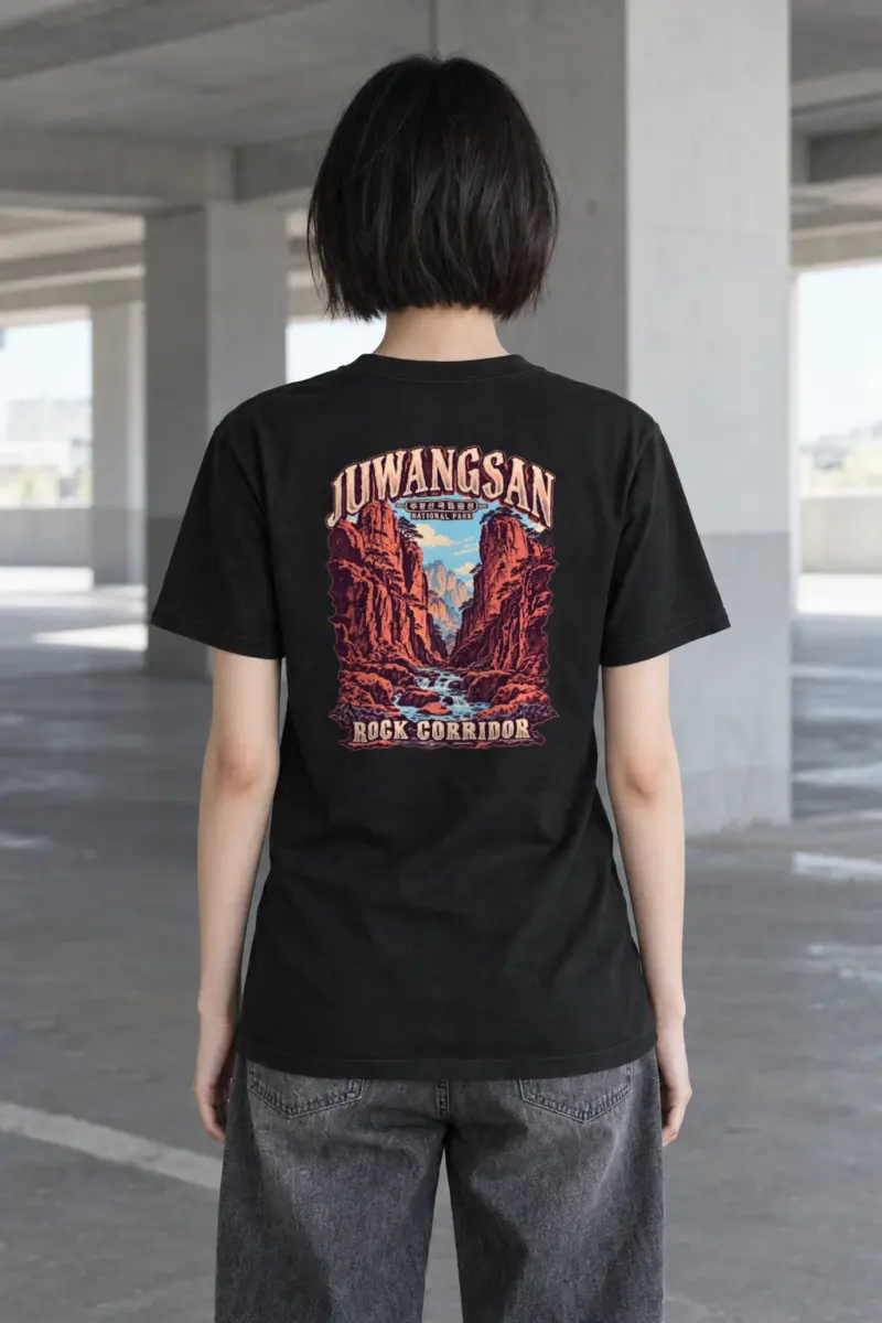 "Juwangsan Rock Corridor" Heavyweight Unisex Crewneck T-shirt