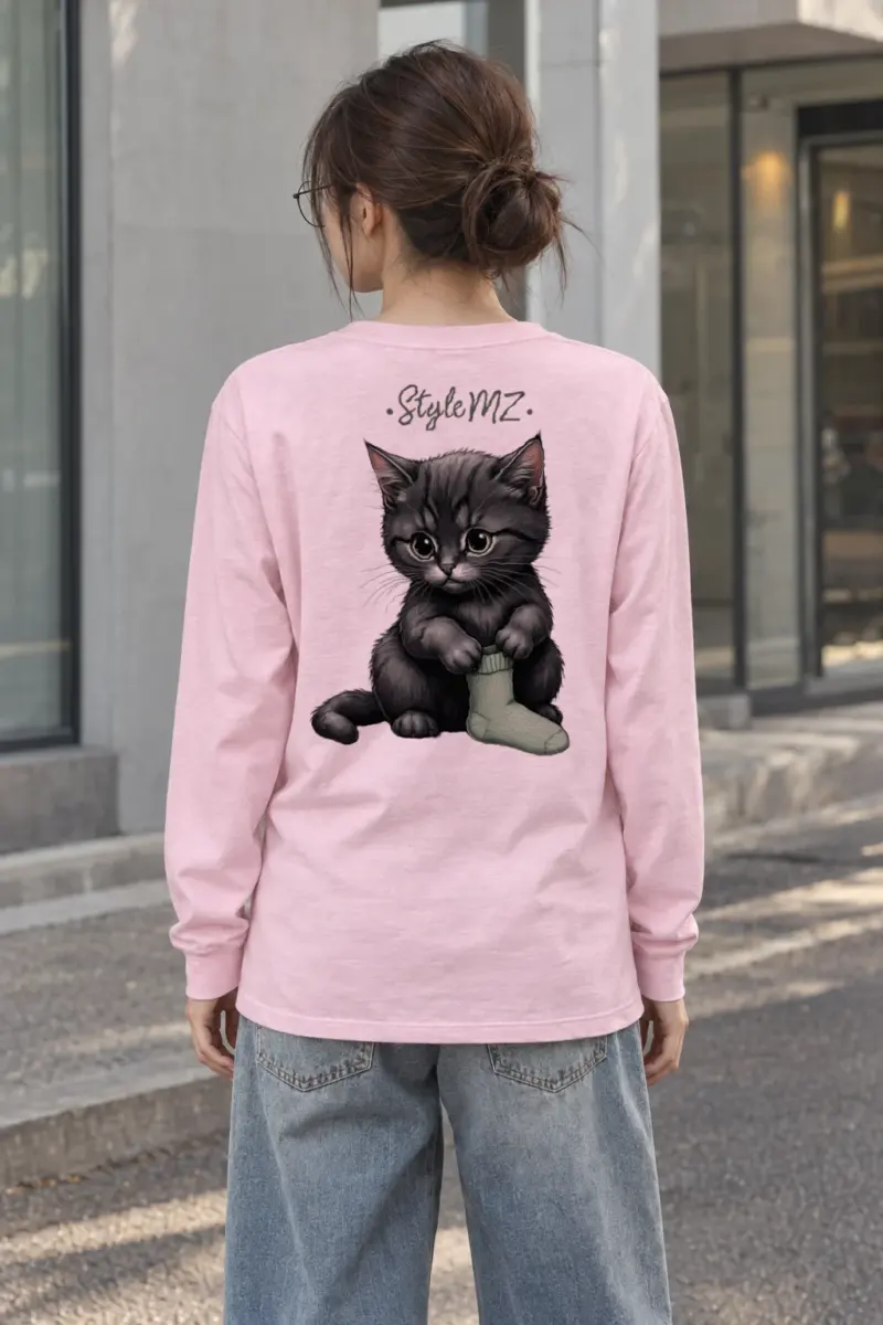 "Kitten Sock" Unisex Longsleeve T-shirt | Gildan 2400