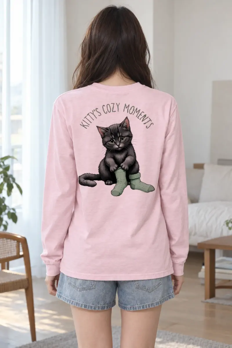 "Kitty's Cozy Moments" Unisex Longsleeve T-shirt | Gildan 2400