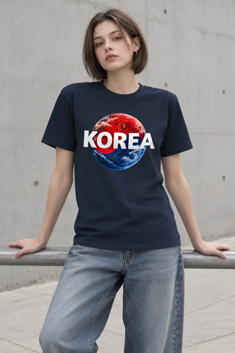 "Korea Earth" Heavyweight Unisex Crewneck T-shirt