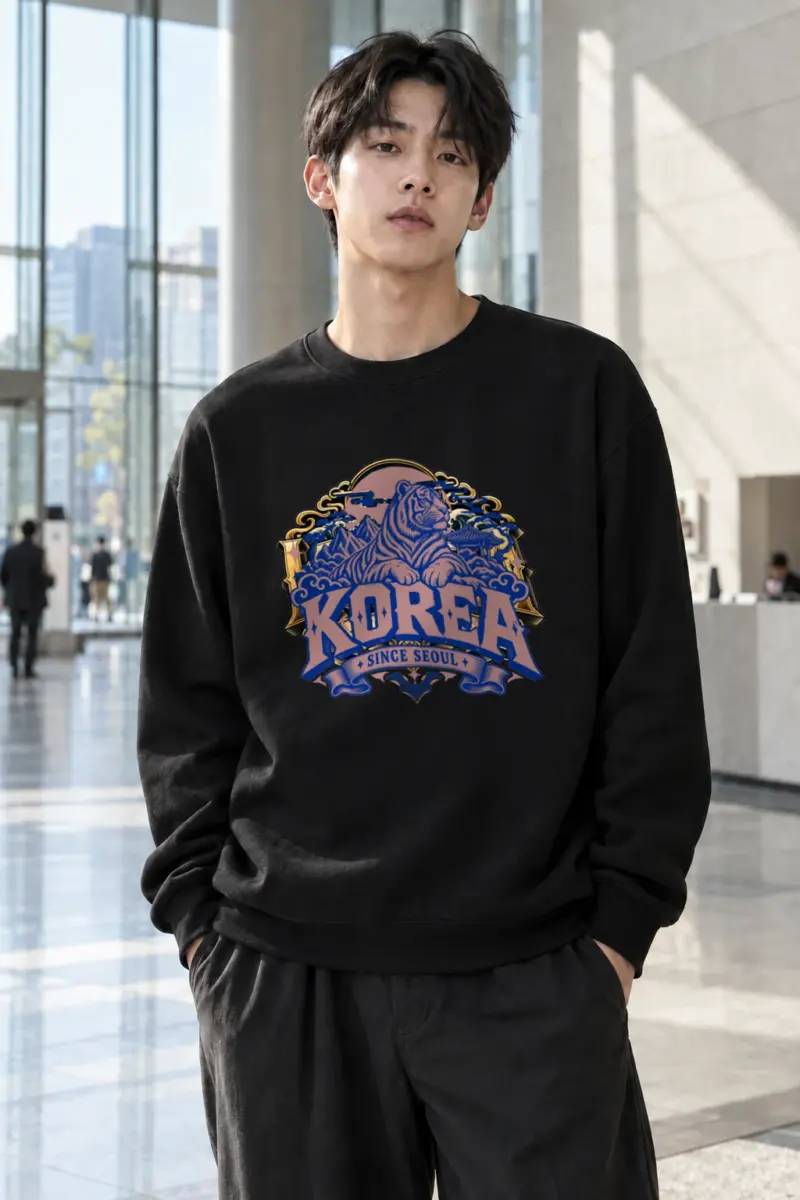 “Mountain Tiger” Heavy Blend Unisex Crewneck Sweatshirt | Gildan 18000