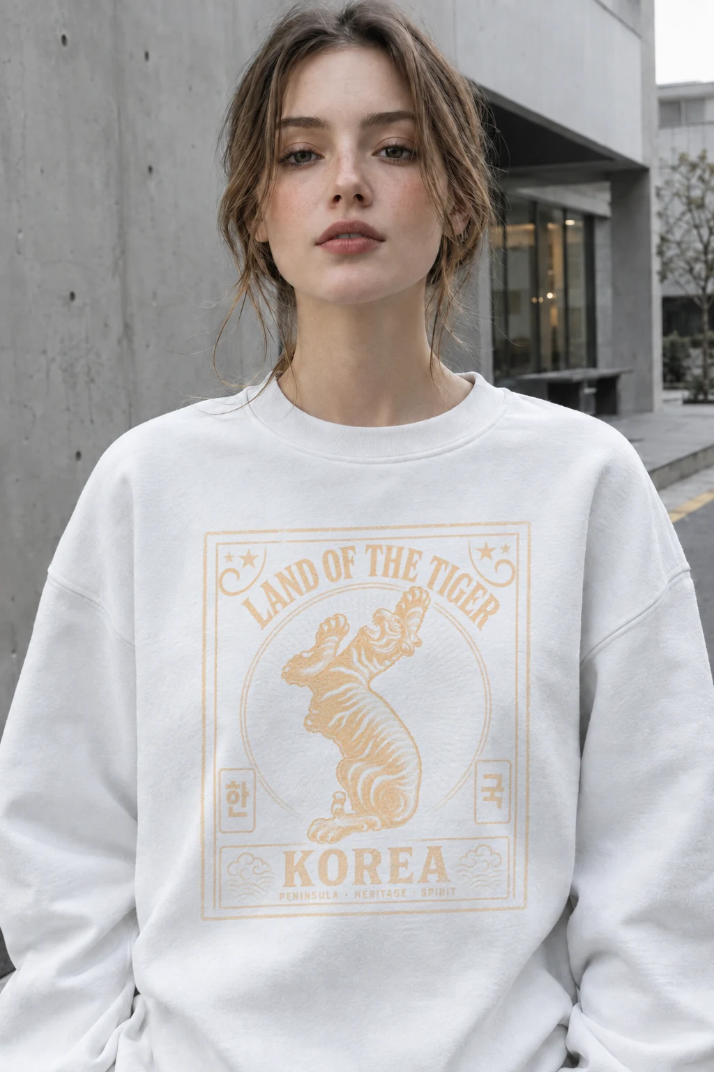"Land Of The Tiger" Heavy Blend Unisex Crewneck Sweatshirt | Gildan 18000