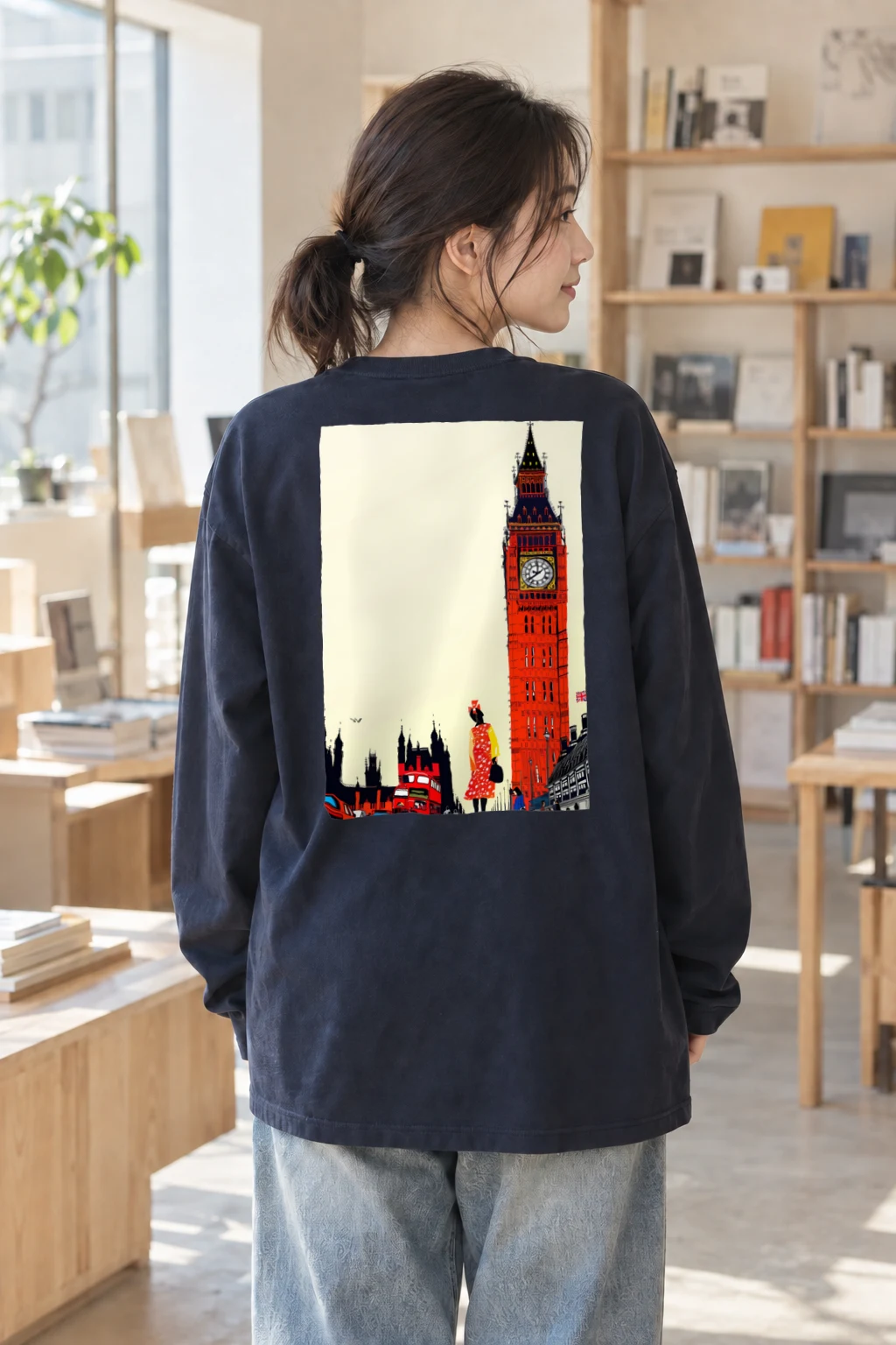 "London Transit Sketch" Unisex Longsleeve T-shirt | Gildan 2400