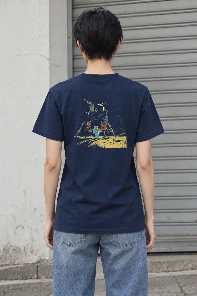 "Lunar Wreck Explorer" Heavyweight Unisex Crewneck T-shirt