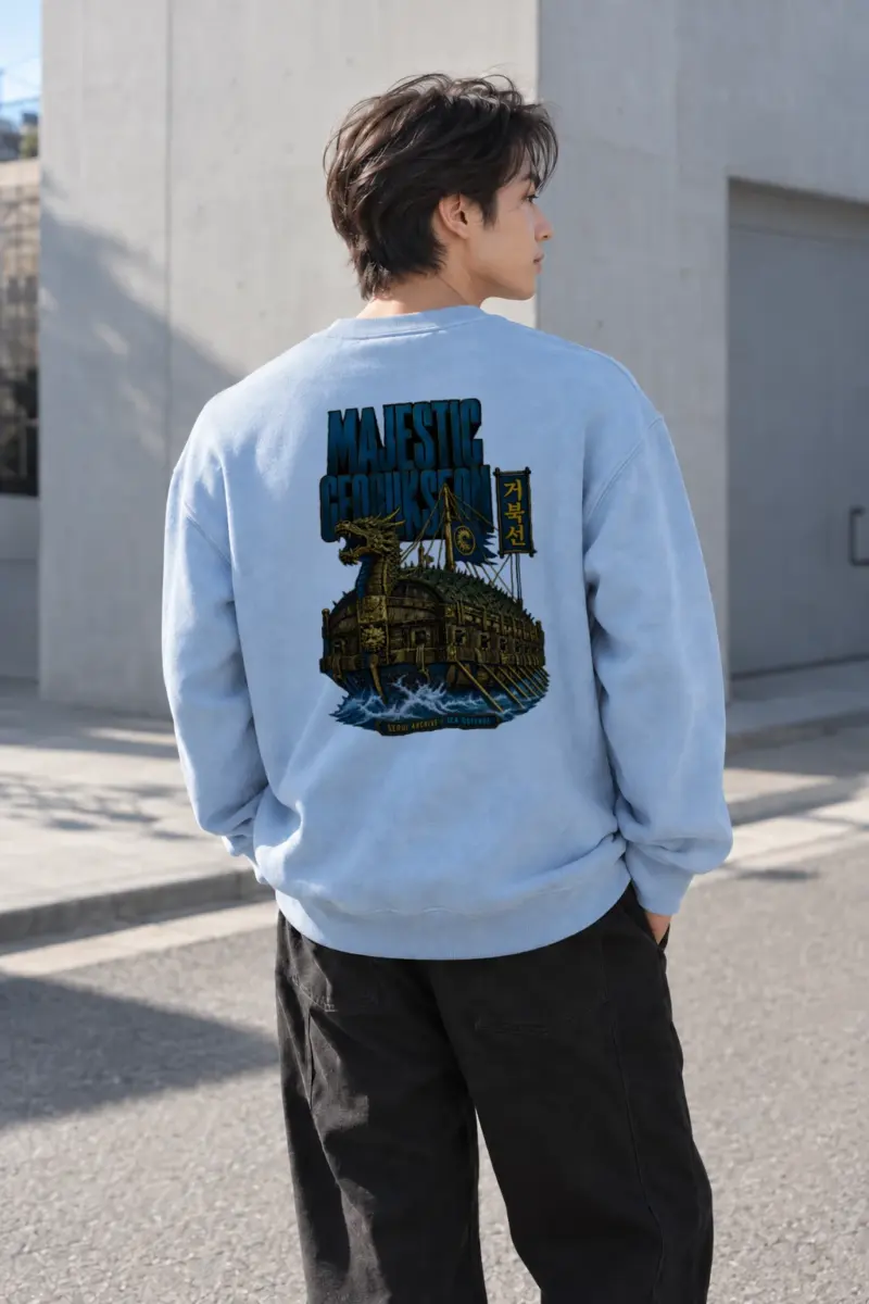 "Majestic Geobukseon" Heavy Blend Unisex Crewneck Sweatshirt | Gildan 18000