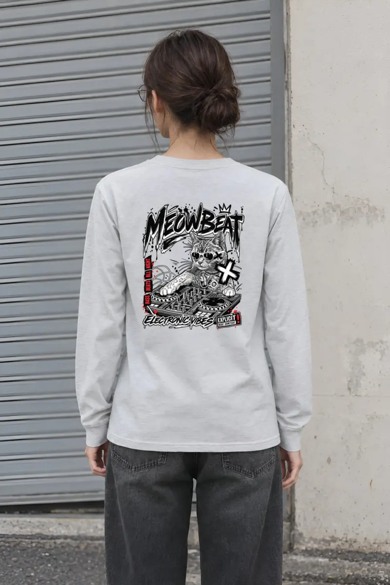 "Meowbeat Bass Beats" Unisex Longsleeve T-shirt