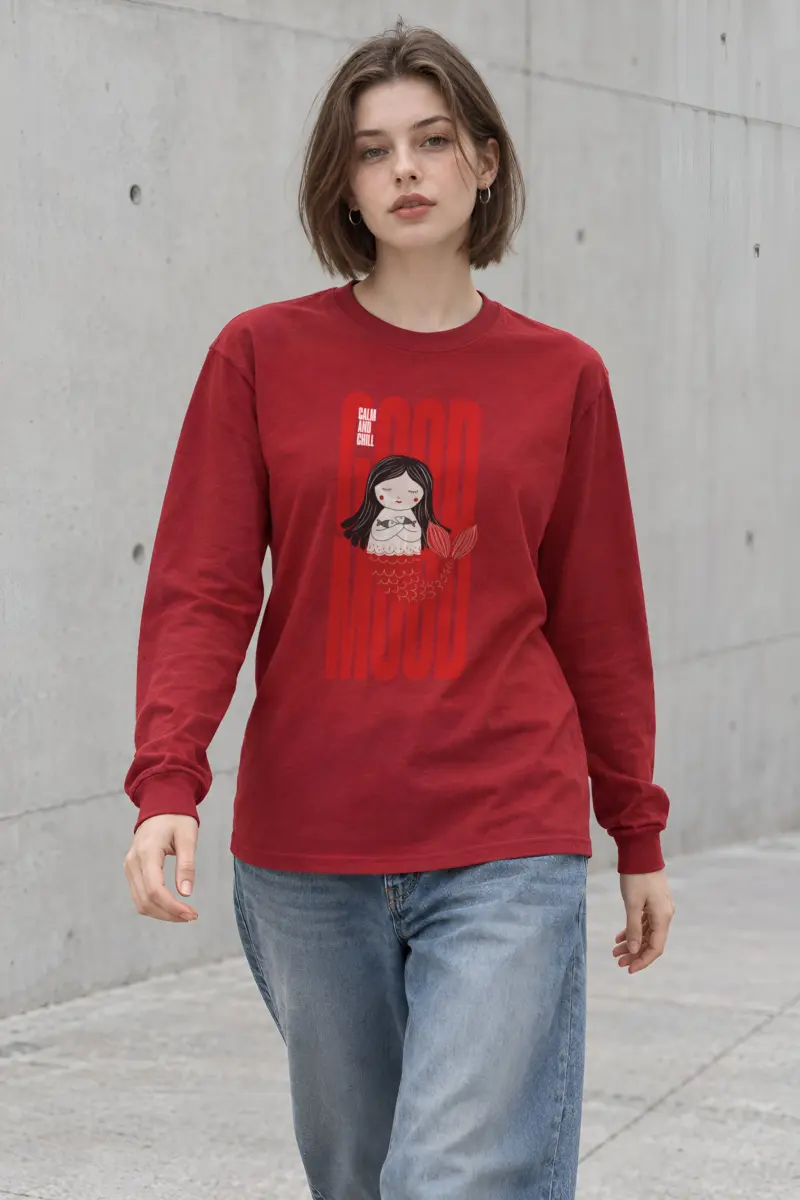 "Mermaid Holding Fish" Unisex Longsleeve T-shirt