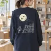"Moonlit Crane Flight" Unisex Longsleeve T-shirt | Gildan 2400